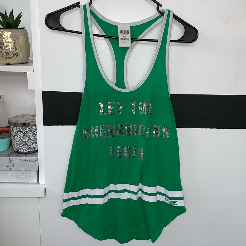 VS Pink St. Patrick’s Day Tank 🍀